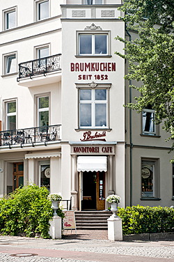 Eingang Konditorei und Café Buchwald